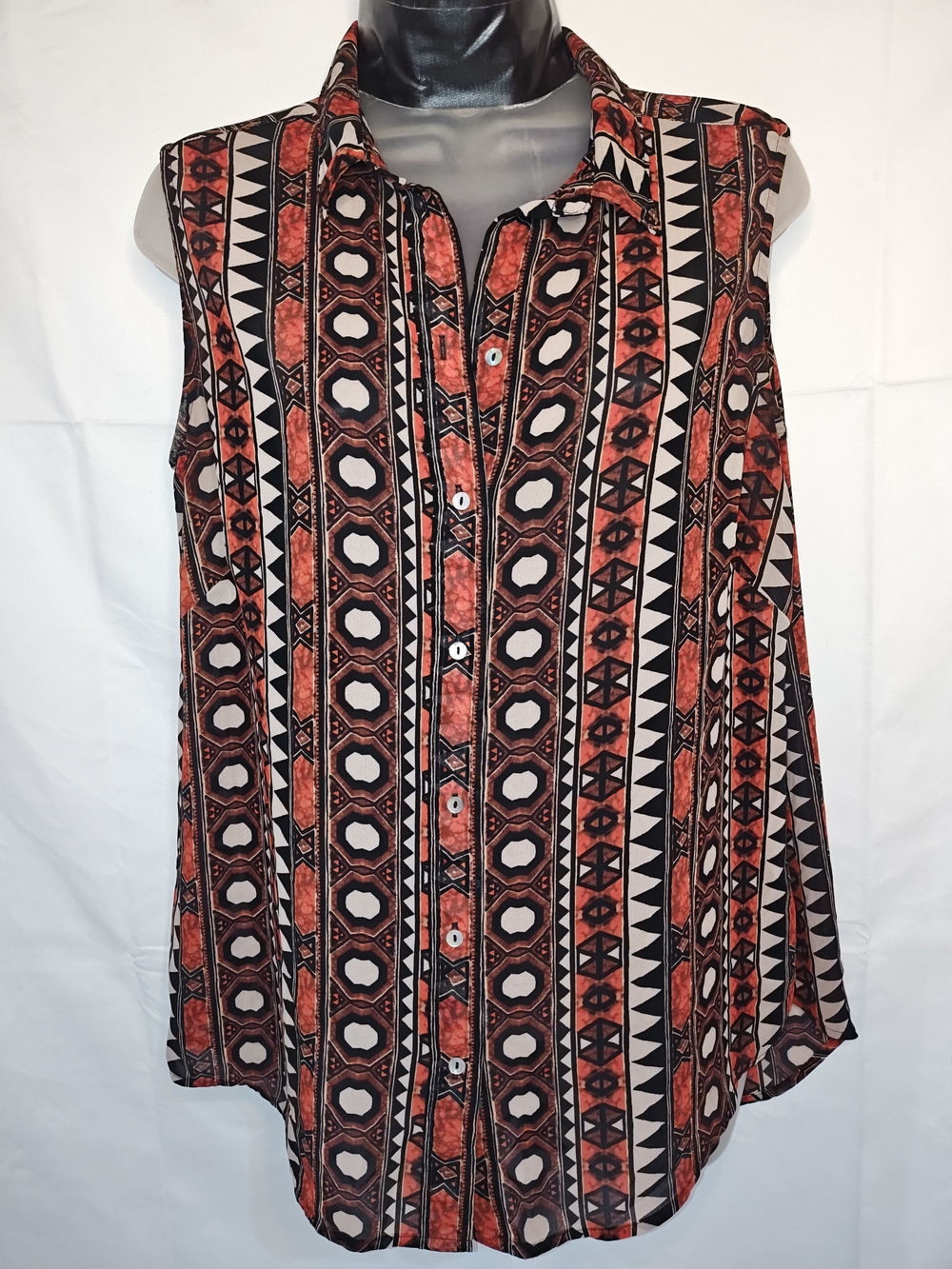 H&M Sleeveless Geometric Print Button-Front Top - Red